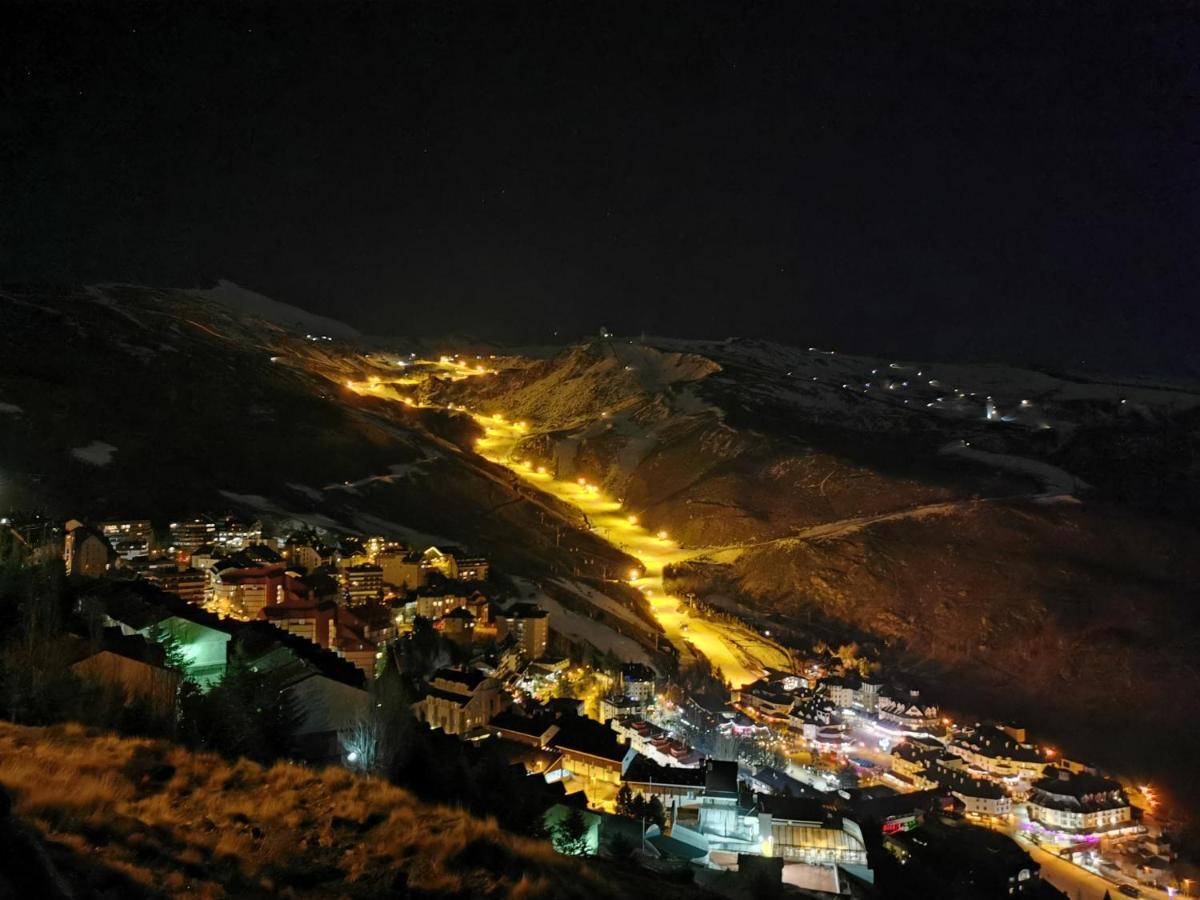 Nievemar Serraneu-Tuvesa Sierra Nevada Esterno foto